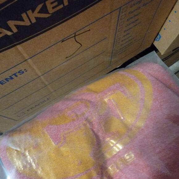 Majestic San Francisco 49ers Womens XXL Shirt Red Gold V-neck Football NFL - Picture 10 of 10